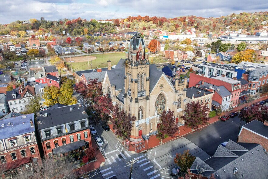 1250 Liverpool St, Pittsburgh, PA à vendre - Photo du bâtiment - Image 3 de 23