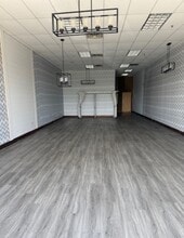 751 Rose Dr NW, Big Lake, MN for lease Interior Photo- Image 1 of 4