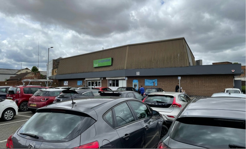 27-31 The Square, Hessle à louer Photo du bâtiment- Image 1 de 1