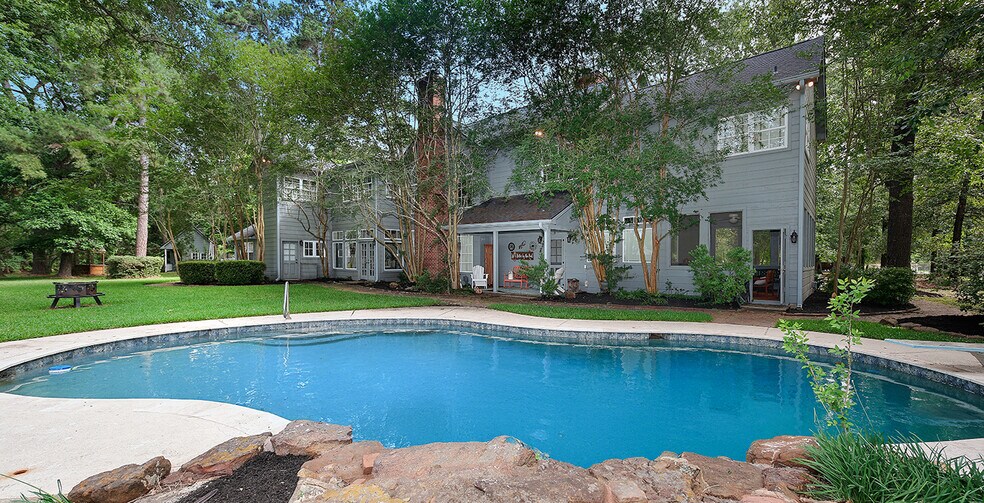 15598 Bedford Ln, Conroe, TX à vendre - Photo principale - Image 1 de 64