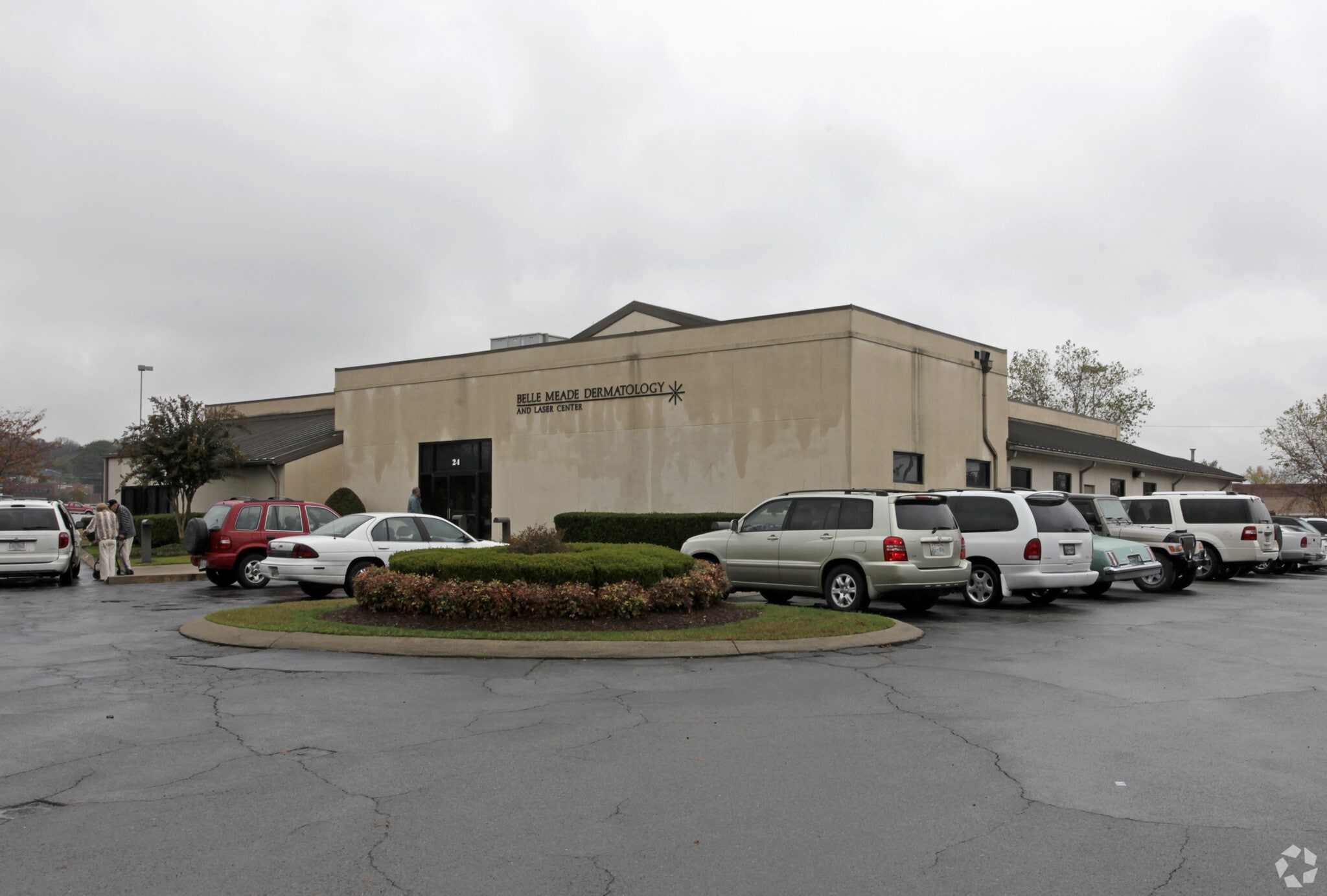 24 White Bridge Rd, Nashville, TN for lease Primary Photo- Image 1 of 3