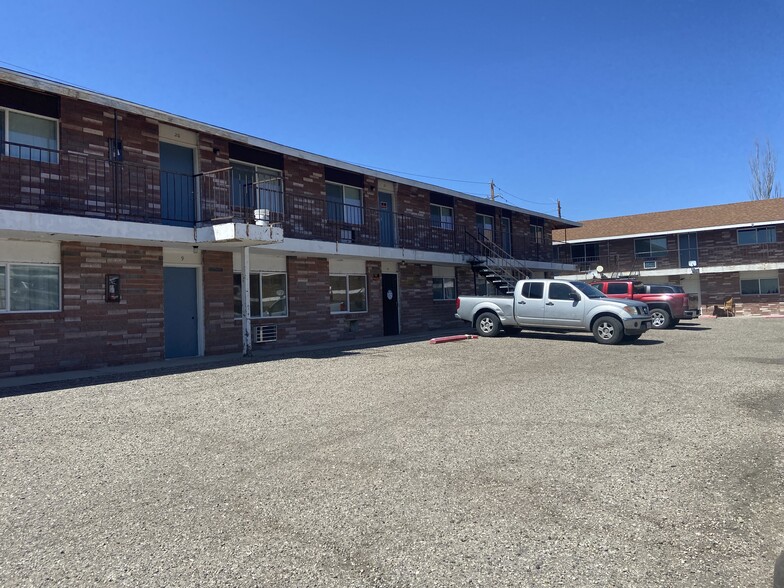 937 N Main St, Tonopah, NV à vendre - Photo du b timent - Image 3 de 15