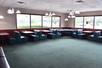 632 Midland Rd, Janesville, WI for lease Building Photo- Image 2 of 4