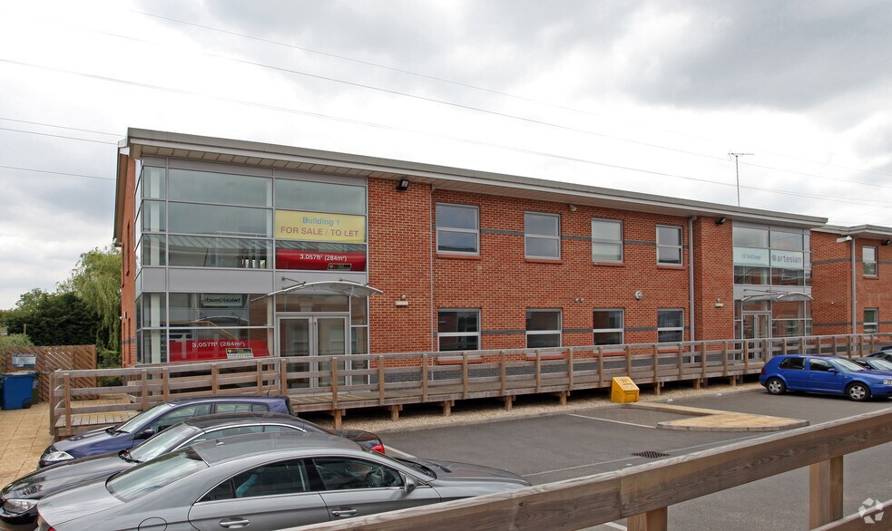 Gazelle Clos, Wokingham à vendre - Photo du bâtiment - Image 2 de 3