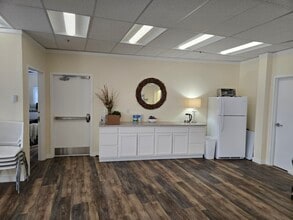 476 Heritage Park Blvd, Layton, UT for lease Interior Photo- Image 2 of 6