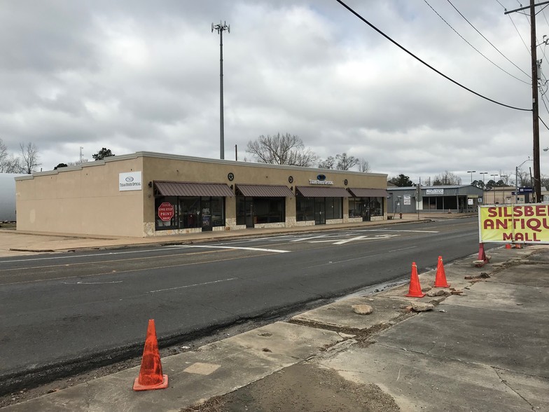 129 N 5th St, Silsbee, TX for sale - Building Photo - Image 1 of 1