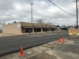 Plus de détails pour 129 N 5th St, Silsbee, TX - Vente au détail à louer