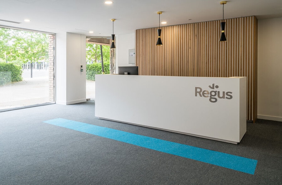51 Princes St, Ipswich for lease - Interior Photo - Image 2 of 10