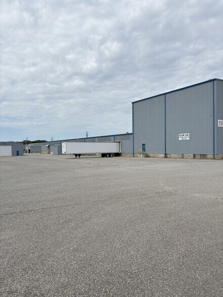 1507 S Olive St, South Bend, IN à louer - Photo du bâtiment - Image 3 de 29