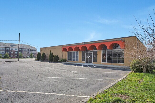 More details for 37 Robinwood Ave, Whitehall, OH - Office for Lease