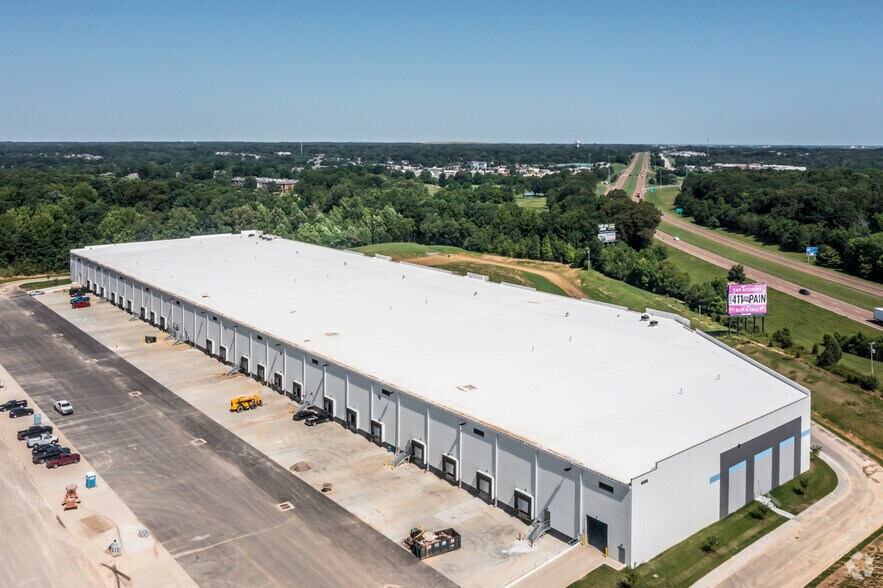 6332 Commercial Dr, Olive Branch, MS à louer - Aérien - Image 3 de 10