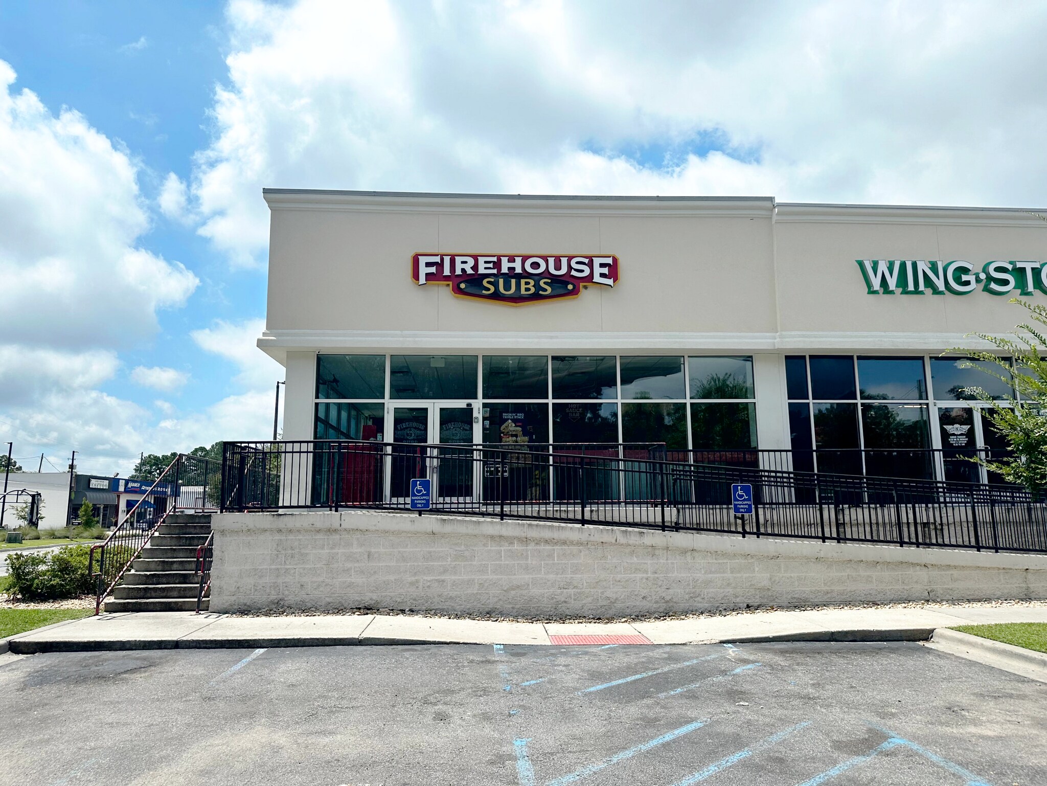 1900 E Victory Dr, Savannah, GA à louer Photo du bâtiment- Image 1 de 4