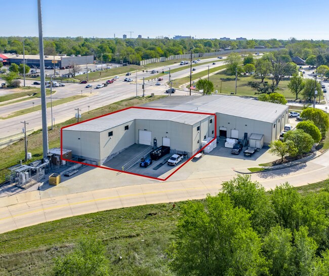 More details for 2451 Van Buren St, Norman, OK - Industrial for Lease