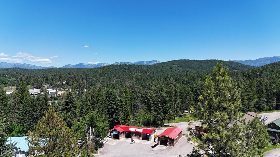 8539 MT Highway 35, Bigfork, MT for sale - Building Photo - Image 3 of 5