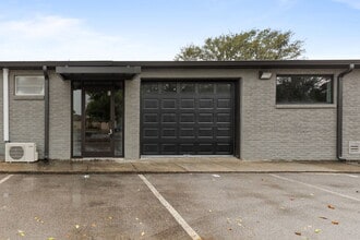 8100 Memorial Pky SW, Huntsville, AL for lease Interior Photo- Image 1 of 10