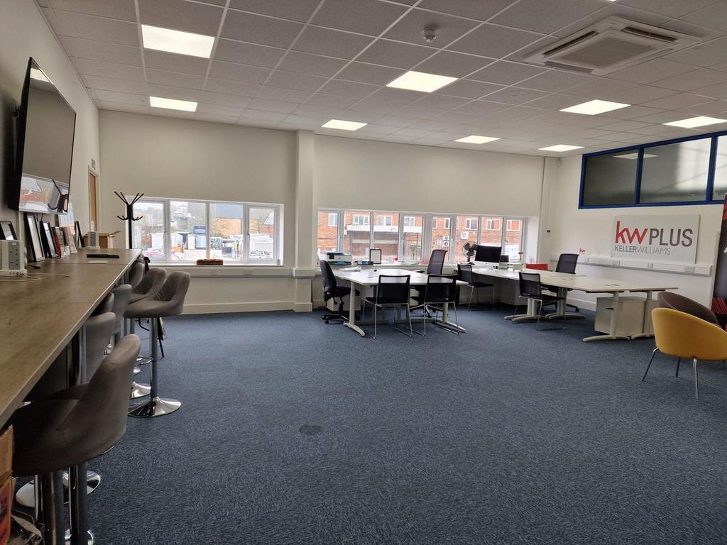 31-31A Robjohns Rd, Chelmsford à louer Photo du bâtiment- Image 1 de 5