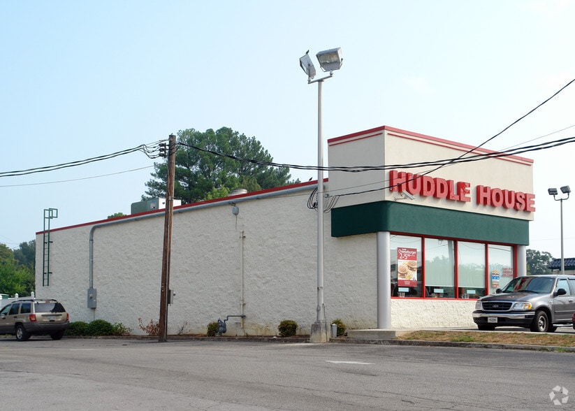 5611 Brainerd Rd, Chattanooga, TN à vendre - Photo du bâtiment - Image 3 de 6