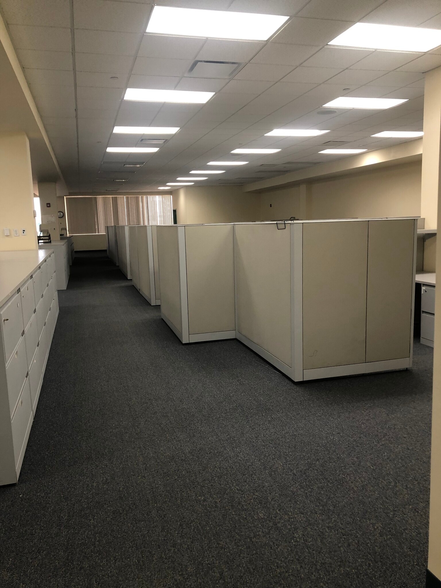 745 64th St, Brooklyn, NY à louer Photo du bâtiment- Image 1 de 9