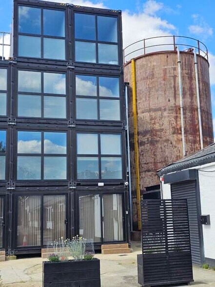 81-83 Lennox Rd, Londres à louer - Photo principale - Image 1 de 2