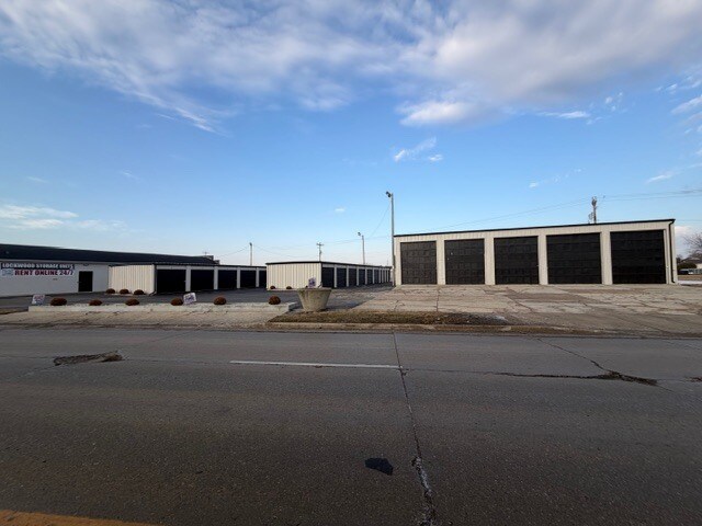 1552 22nd Ave, Kenosha, WI for sale - Building Photo - Image 3 of 4