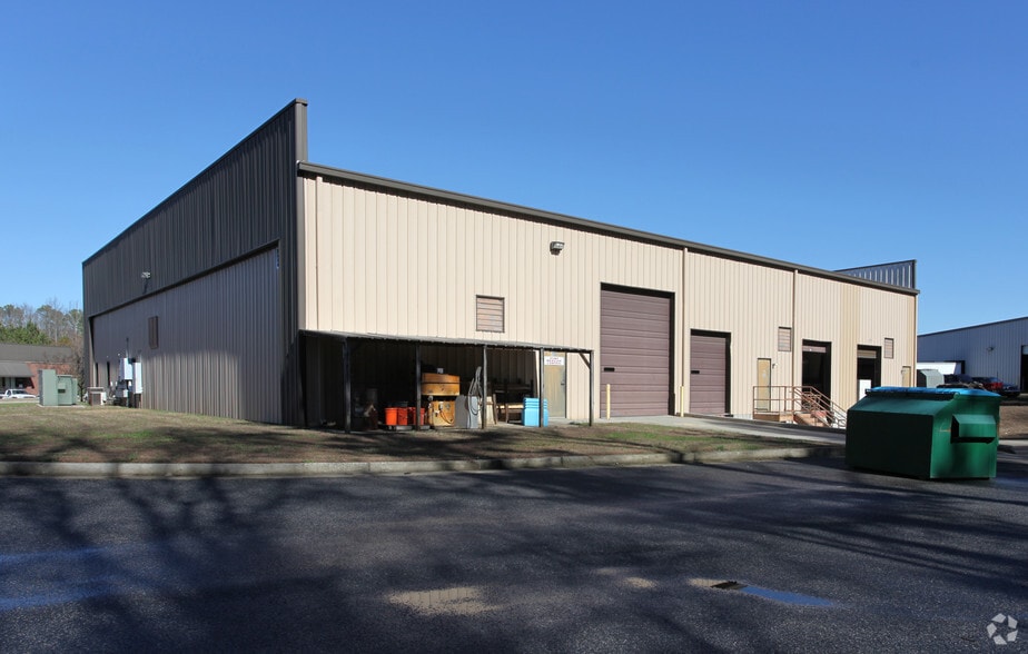 1070 Nine North Dr, Alpharetta, GA for lease - Building Photo - Image 2 of 6