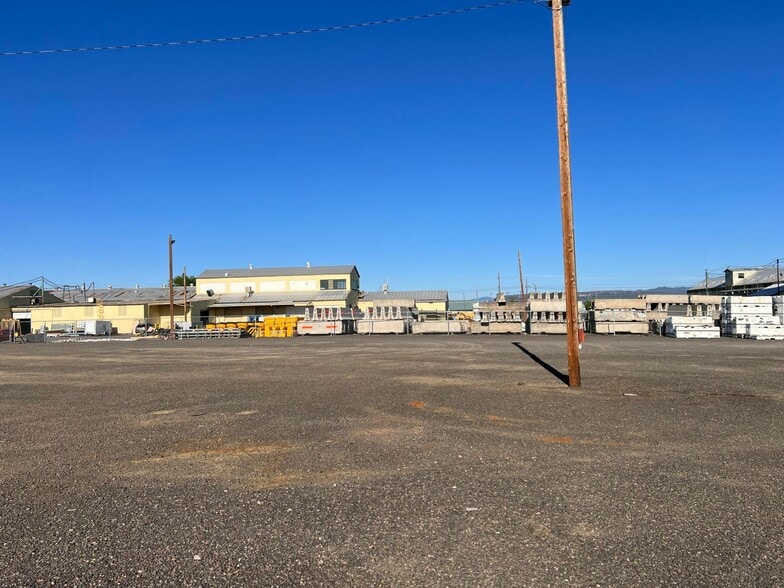 8380 Agate Rd, White City, OR for sale - Building Photo - Image 3 of 28