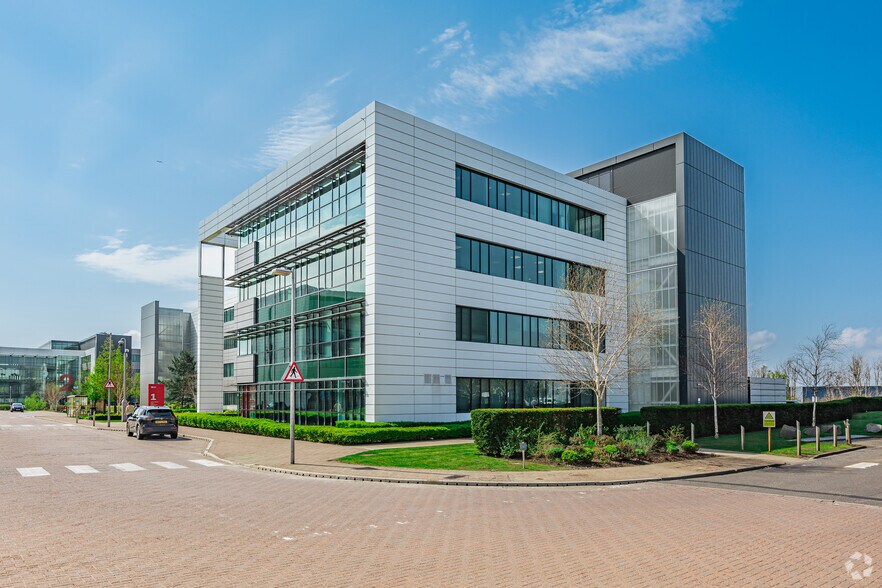 Parklands Ave, Holytown à louer - Photo du bâtiment - Image 2 de 2