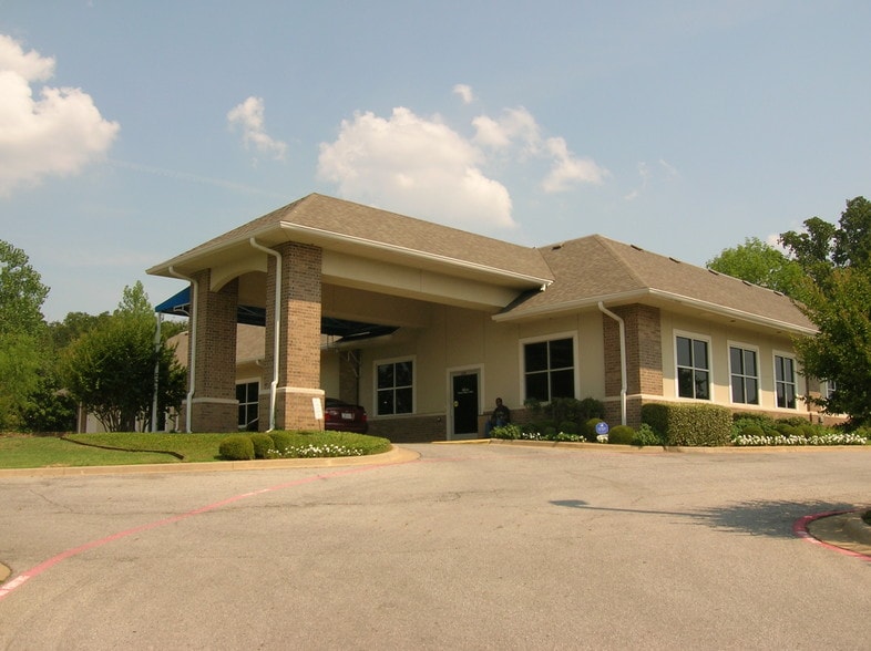 1220 Reba McEntire Ln, Denison, TX à vendre - Photo principale - Image 1 de 14