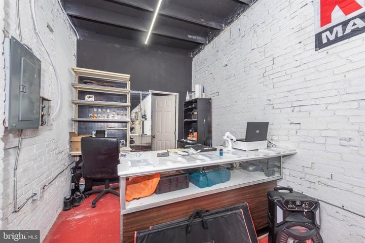 625 N Streeper St, Baltimore, MD à vendre - Photo du bâtiment - Image 2 de 18