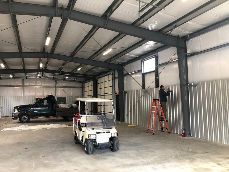 200 Townline Rd, Kings Park, NY for lease - Building Photo - Image 3 of 5