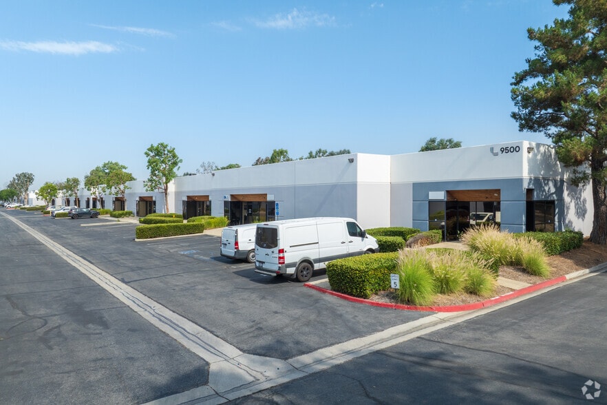 9370 7th St, Rancho Cucamonga, CA for lease - Building Photo - Image 1 of 14