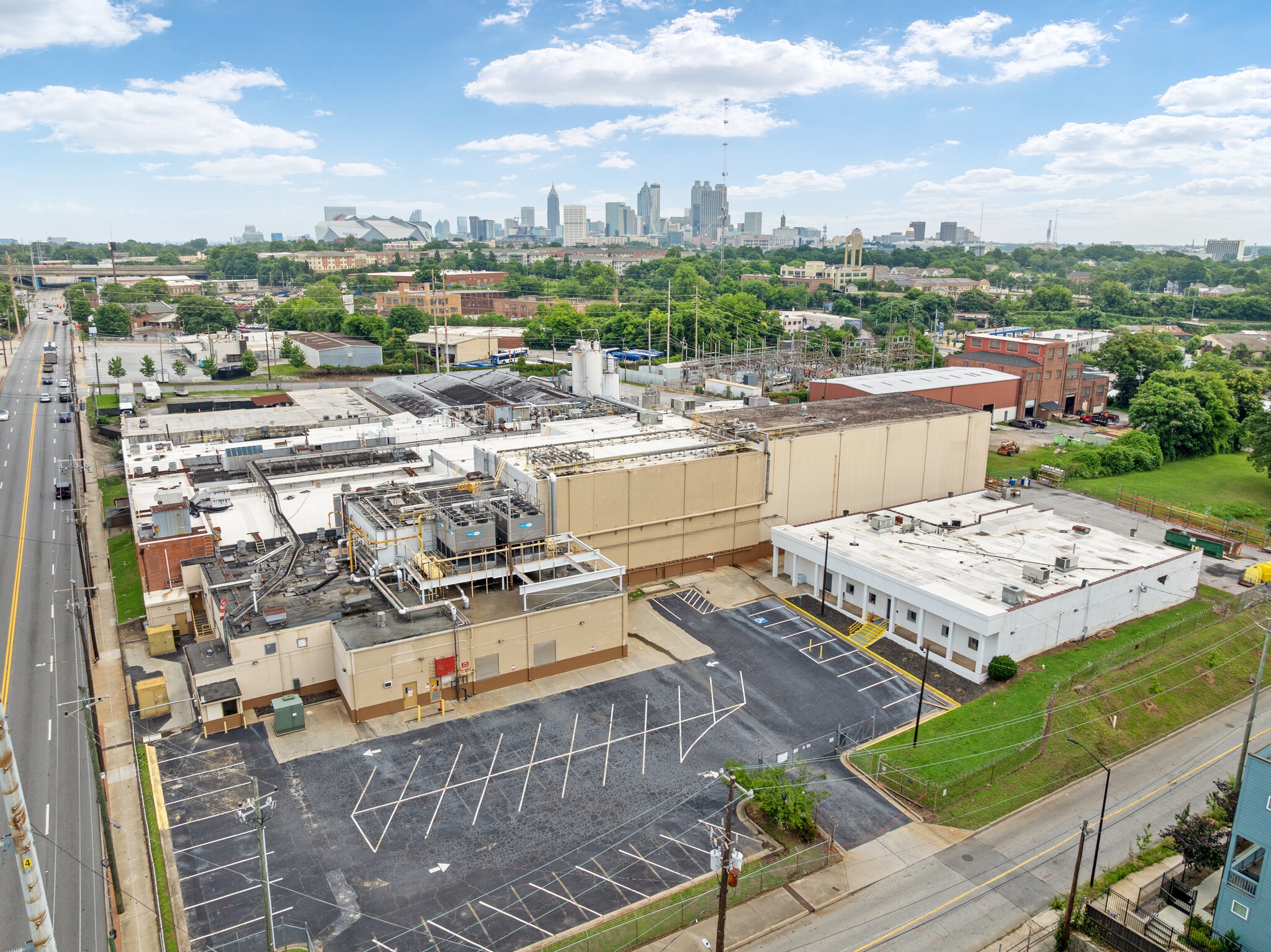 720 Metropolitan Pky SW, Atlanta, GA for lease Building Photo- Image 1 of 4