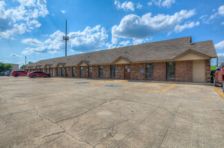 Plus de détails pour 221-229 N I-35 Service Rd, Moore, OK - Bureau à vendre