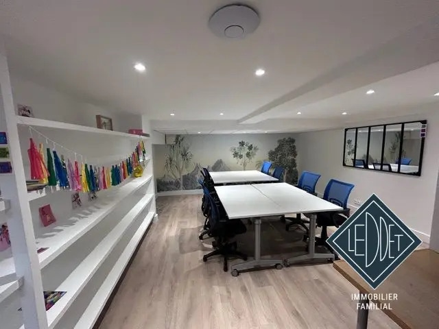 Commerce de détail dans Paris à vendre - Photo intérieure - Image 1 de 7