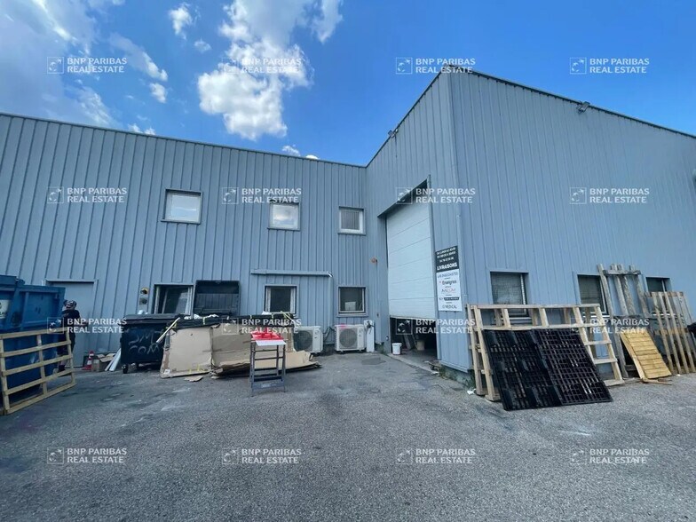 Flex in Villeurbanne for sale - Building Photo - Image 3 of 23