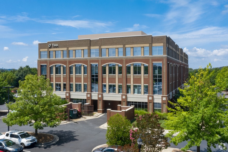 3426 Toringdon Way, Charlotte, NC for lease - Building Photo - Image 2 of 9