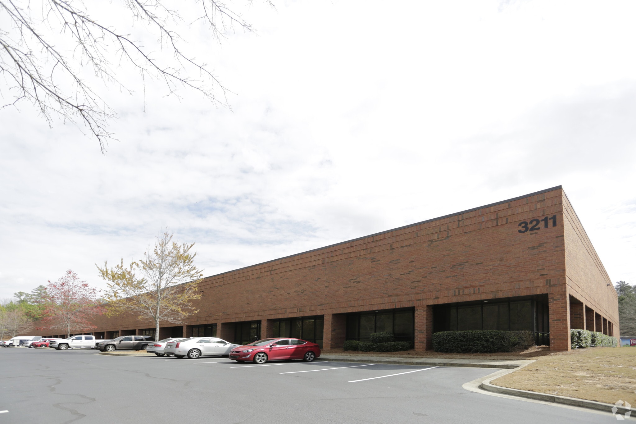 3211 Shawnee Industrial Way, Suwanee, GA for lease Building Photo- Image 1 of 6