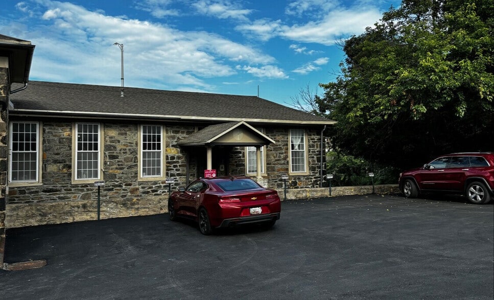 1750 Union Ave, Baltimore, MD for lease - Building Photo - Image 2 of 2