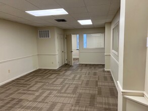 1650 W Market St, Akron, OH for lease Interior Photo- Image 1 of 6