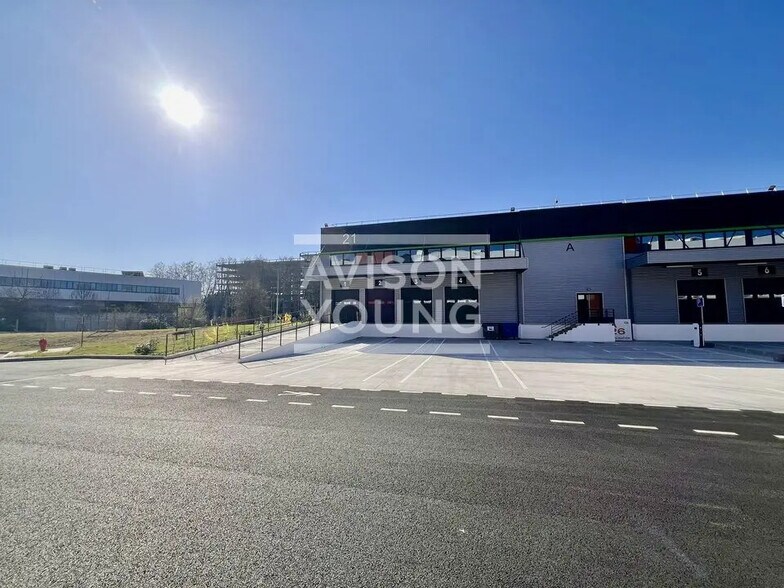 Flex in Aulnay-sous-Bois for lease - Building Photo - Image 3 of 13