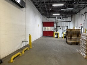 299 Pepsi Rd, Manchester, NH for lease Interior Photo- Image 2 of 13