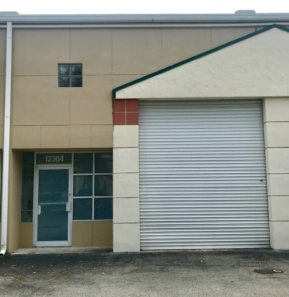 12304 SW 132nd Ct, Miami, FL à louer - Autre - Image 2 de 13