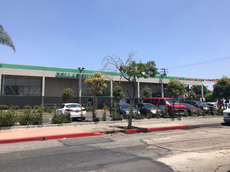631 S Main St, Santa Ana, CA for lease - Building Photo - Image 2 of 5