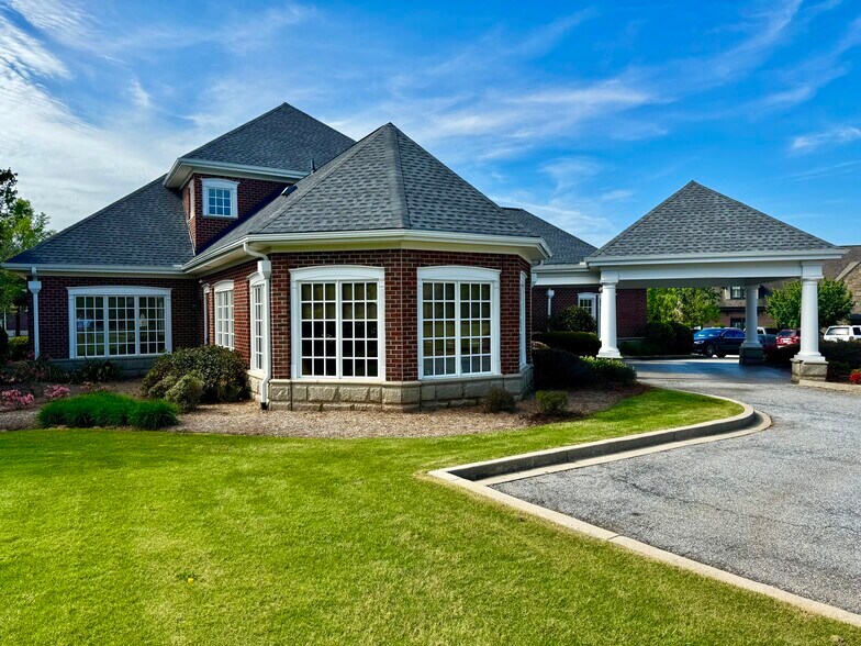 9 Halton Green Way, Greenville, SC à vendre - Photo du bâtiment - Image 2 de 10