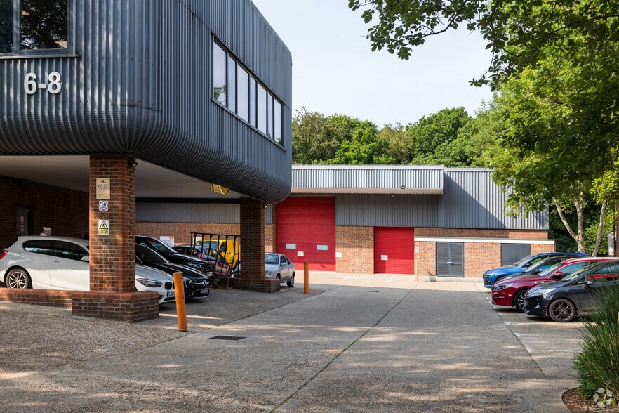 6-8 Revenge Rd, Chatham for lease - Building Photo - Image 2 of 2