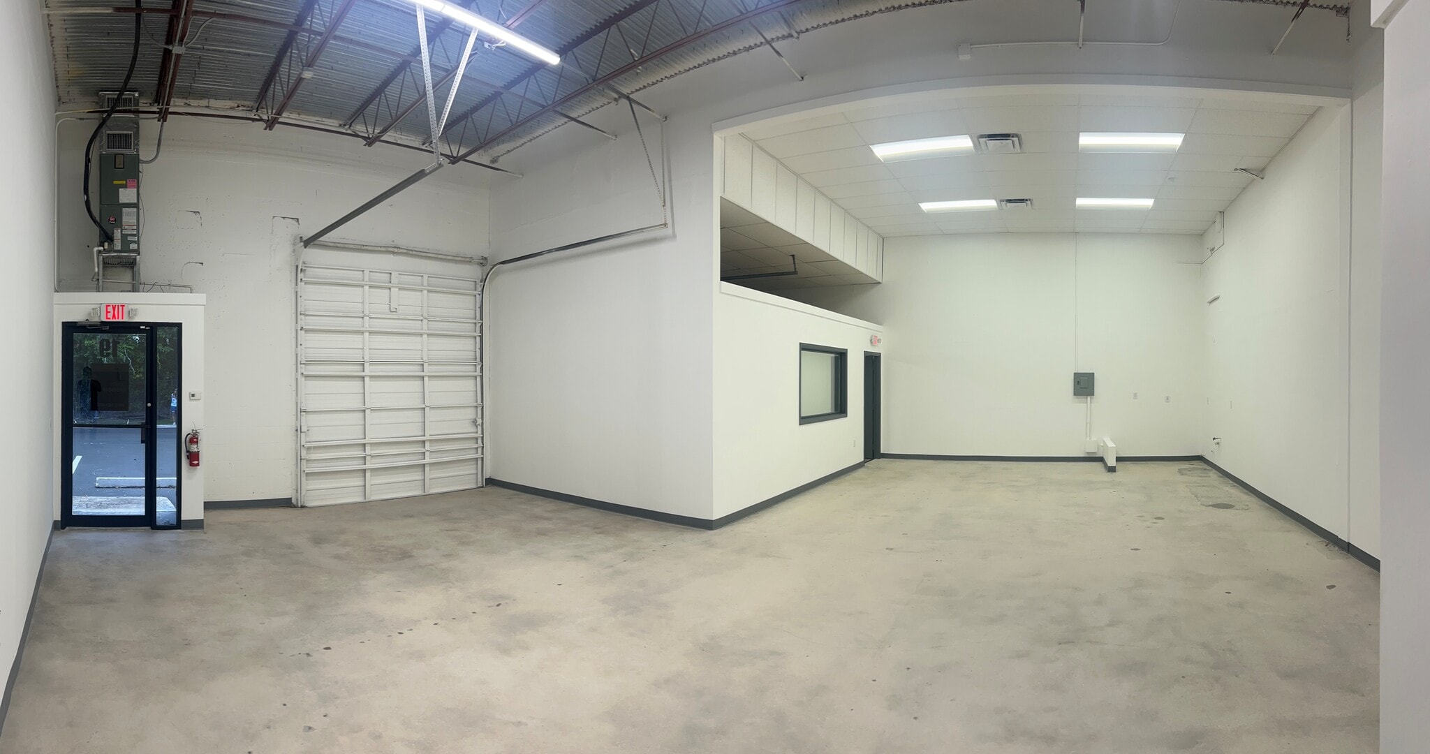 10018-10058 Spanish Isles Blvd, Boca Raton, FL for lease Interior Photo- Image 1 of 7