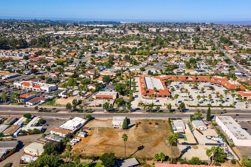 1225 N Santa Fe Ave, Vista, CA for sale - Building Photo - Image 2 of 7