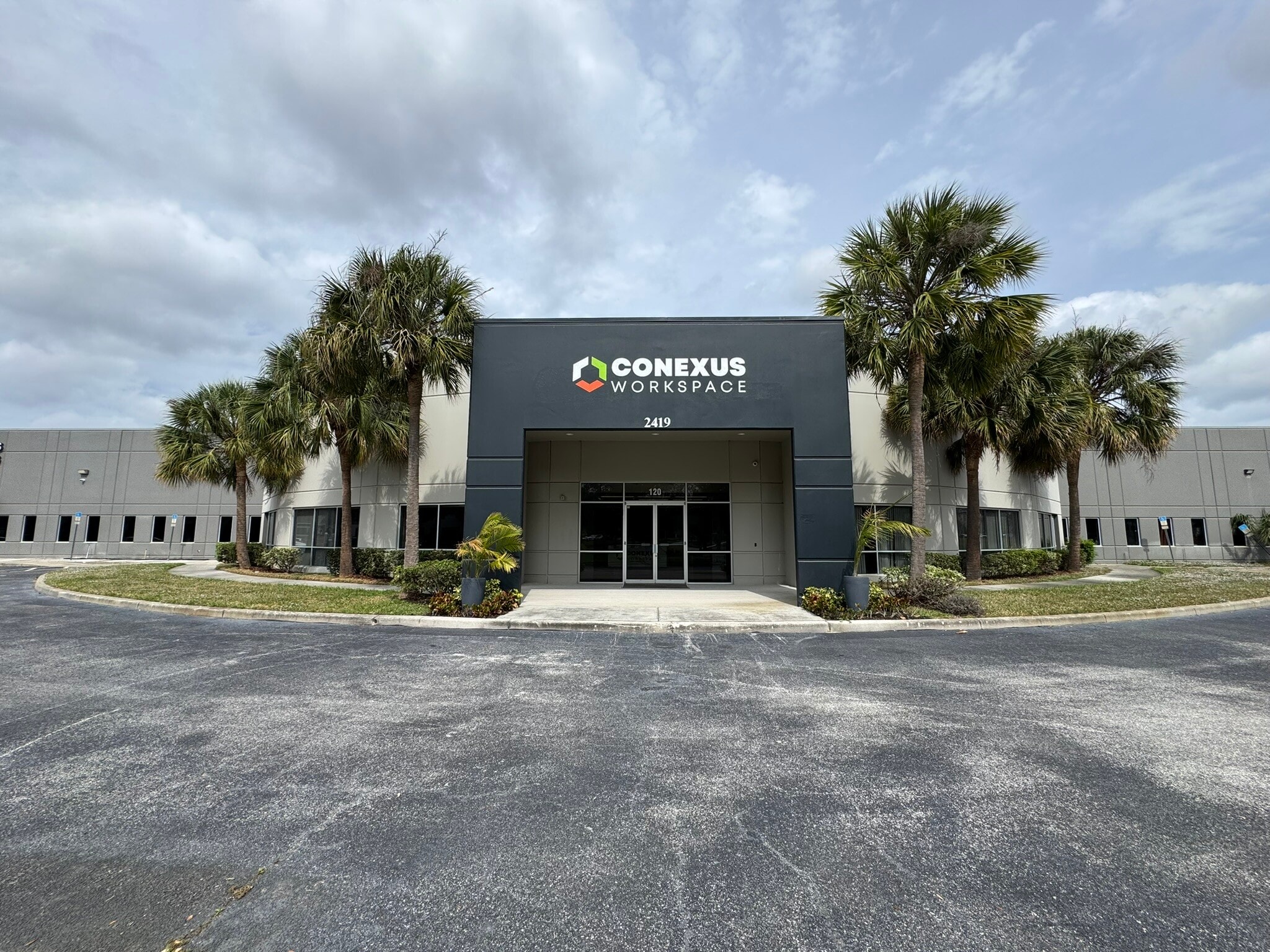2419 Lake Orange Dr, Orlando, FL for lease Building Photo- Image 1 of 18