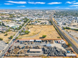 Plus de détails pour 3264 Ramona Ave, Sacramento, CA - Industriel à louer