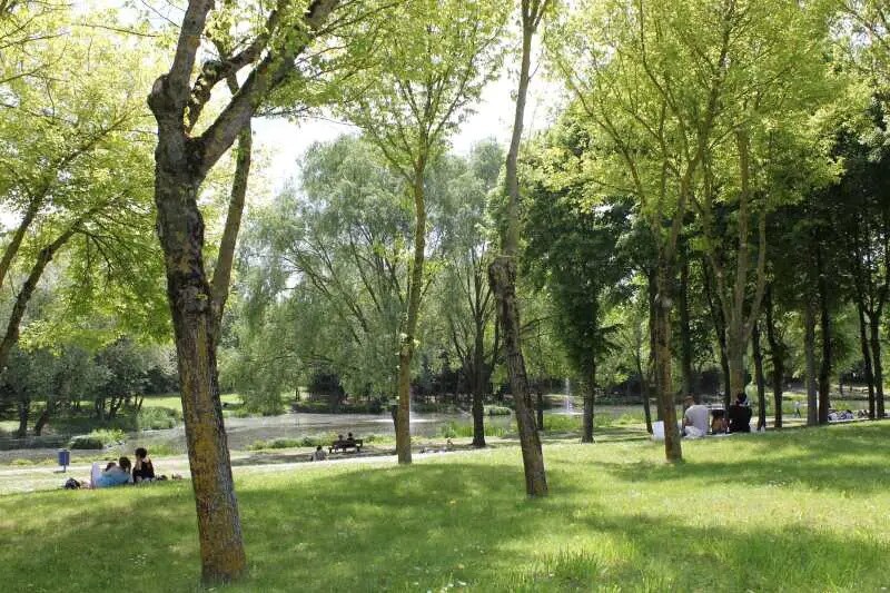 14 Rue De La Perdrix Les Vanneaux, Villepinte for lease - Building Photo - Image 2 of 24